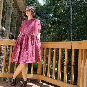 Short sleeve linen tunic dress in burgundy with pockets